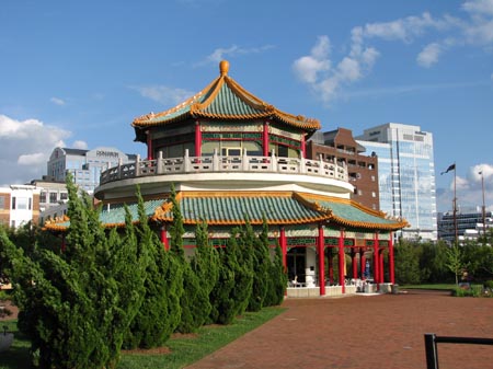 IMG_0649 charming Pagoda Inn next to B'ship Winsconsin